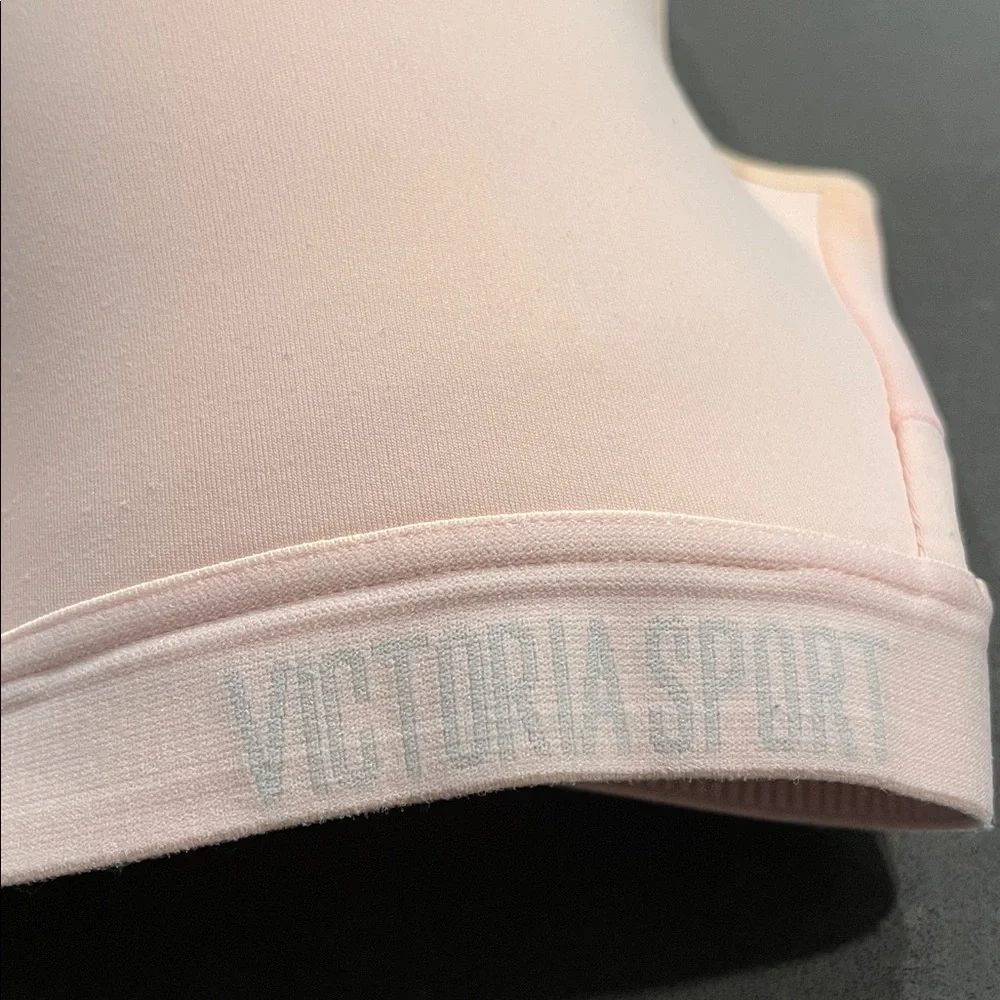 Victoria's Secret Sport Incredible Lightweight Peach Sports Bra 34DDD - Picture 4 of 9